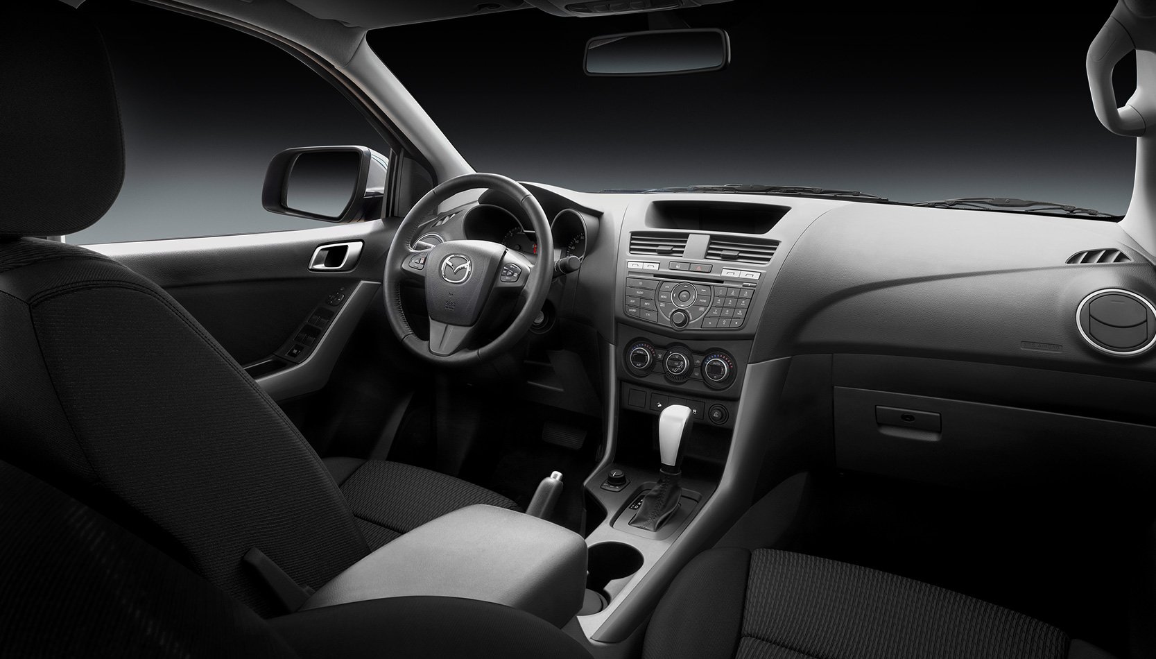 interior mazda bt 50 ecuador