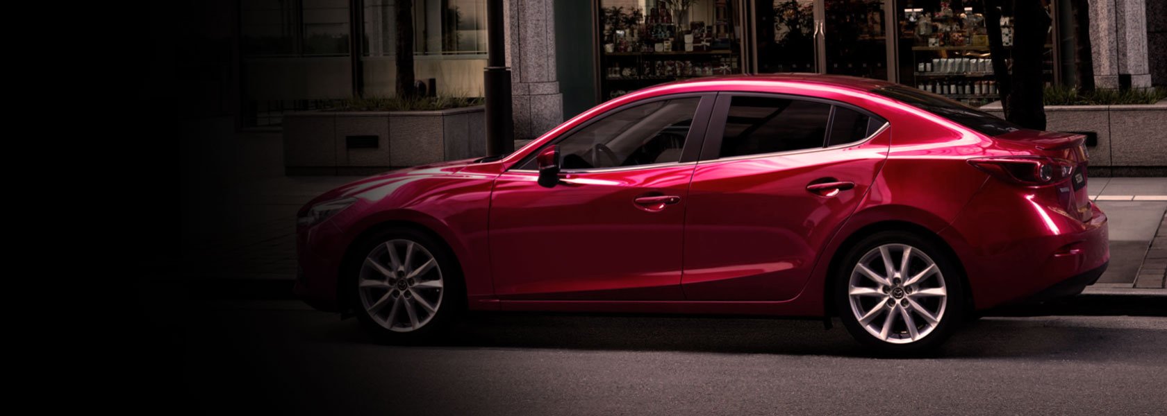 mazda 3 rojo ecuador
