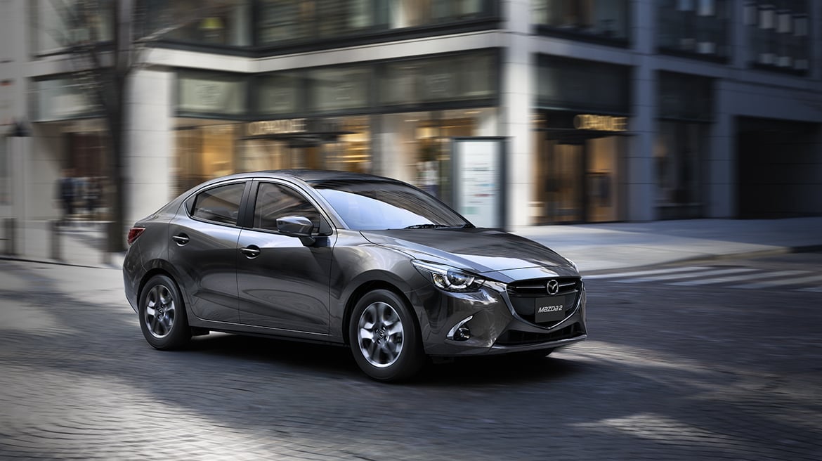 mazda 2 sedan ecuador gris